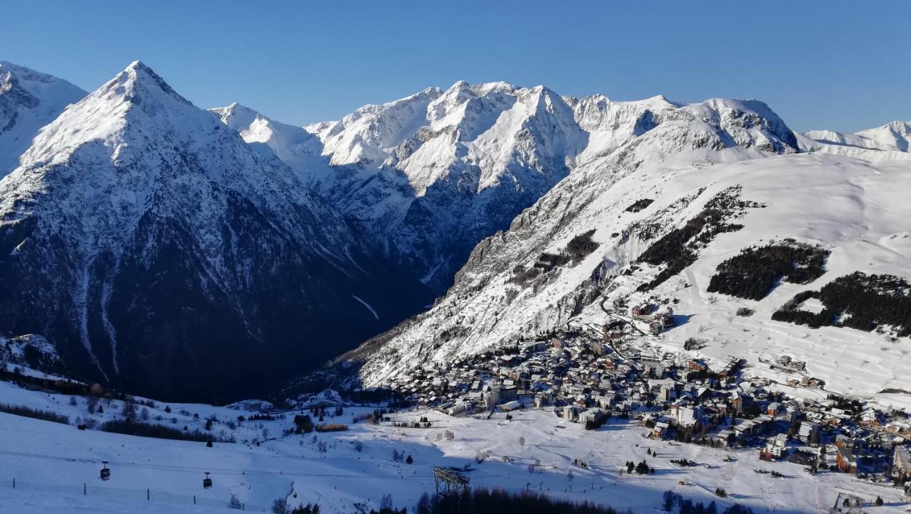 T2 Meuble Tourisme 3 Etoiles, Pied Des Pistes-Parking Prive Avec Balcon Et Superbe Vue Les Deux Alpes Exterior foto